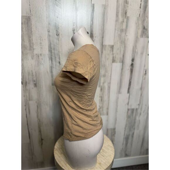 Tan Tshirt - Picture 2 of 6